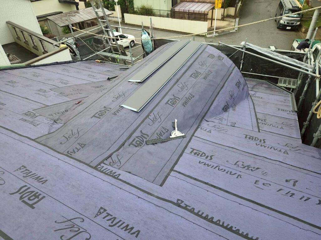 屋根工事カバー工法ドーマー